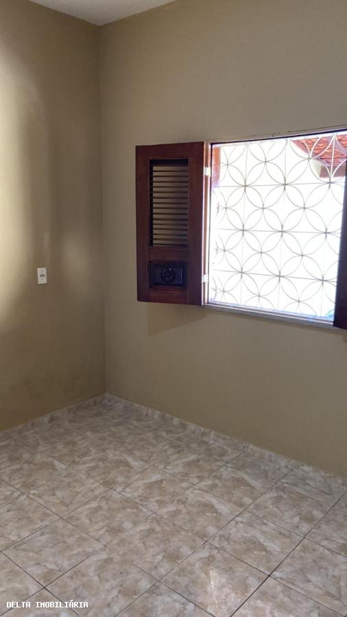 Casa para alugar com 2 quartos, 150m² - Foto 2