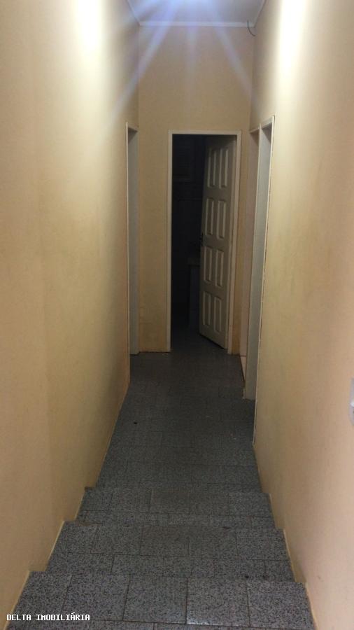 Casa para alugar com 1 quarto, 400m² - Foto 6