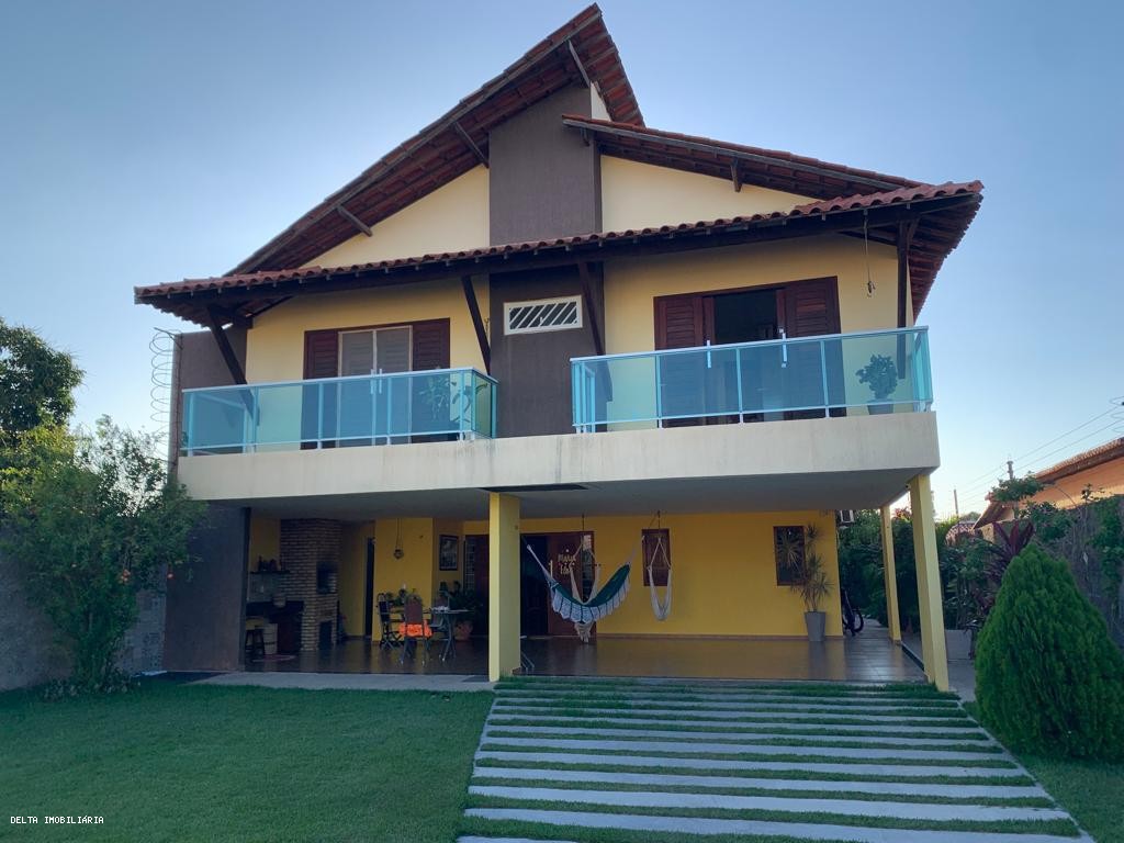 Casa para alugar com 4 quartos, 546m² - Foto 1
