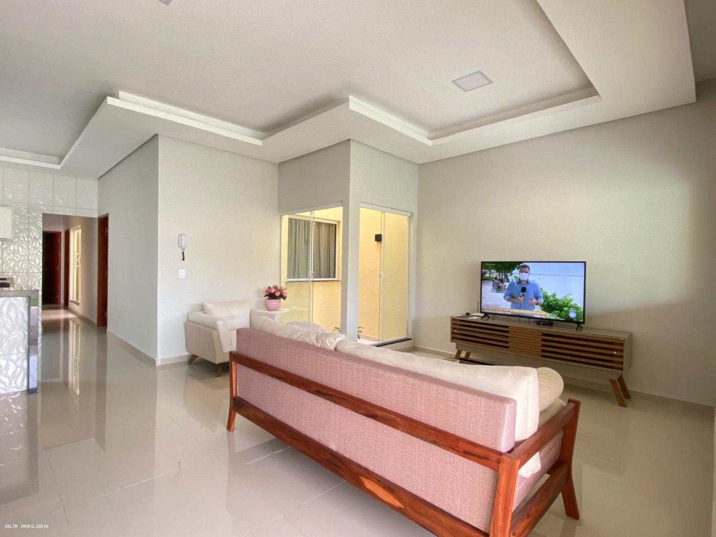 Casa à venda com 4 quartos, 248m² - Foto 3