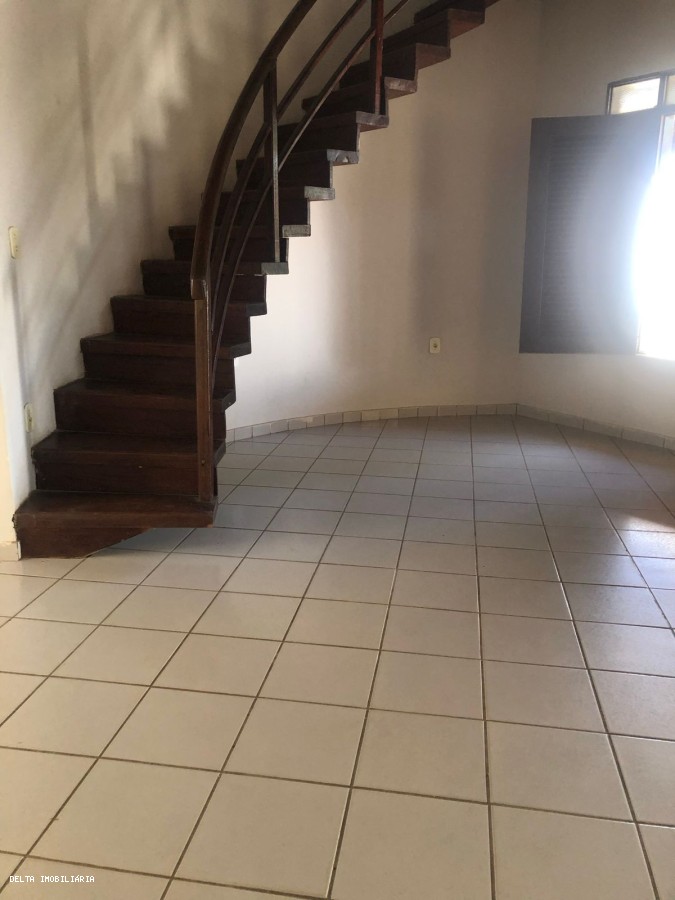 Casa à venda com 3 quartos - Foto 4