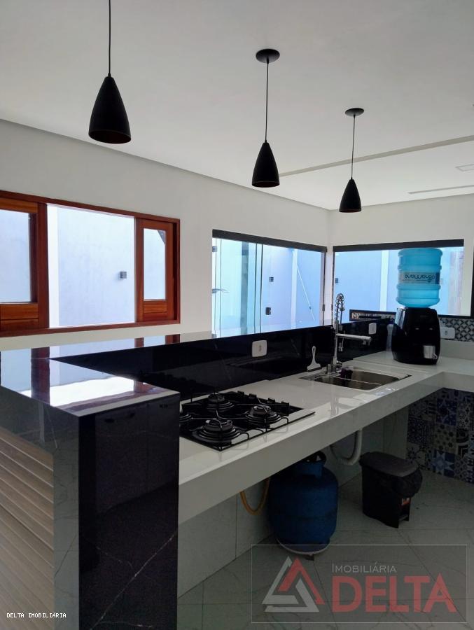 Casa, 3 quartos, 200 m² - Foto 26